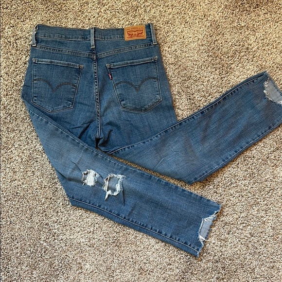 Levi’s | High Rise Straight Crop Denim - Picture 10 of 11